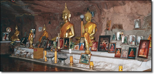 Ban Ahong Altar