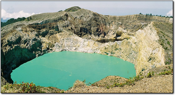 Kelimutu Lakes