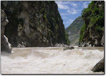 The rock, Tiger Leaping Gorge